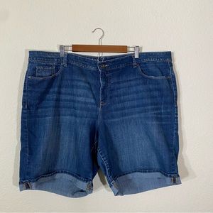 Sonoma sz:24W Cuffed Bermuda Jean Shorts